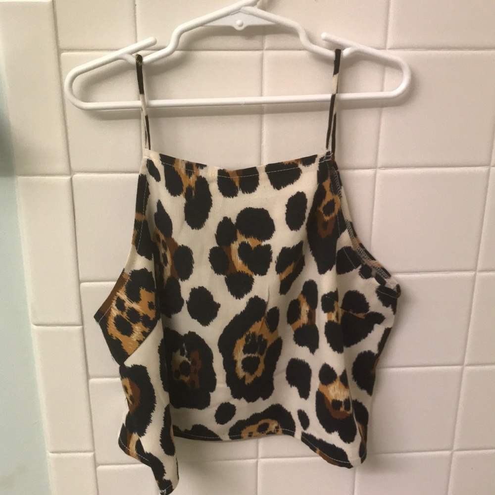 A crop top